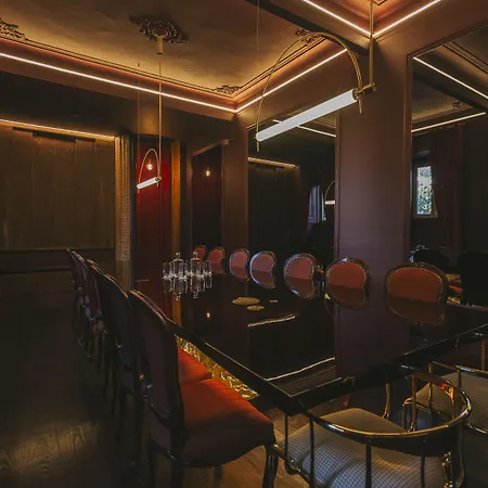 Torel Palace ゲストハウス