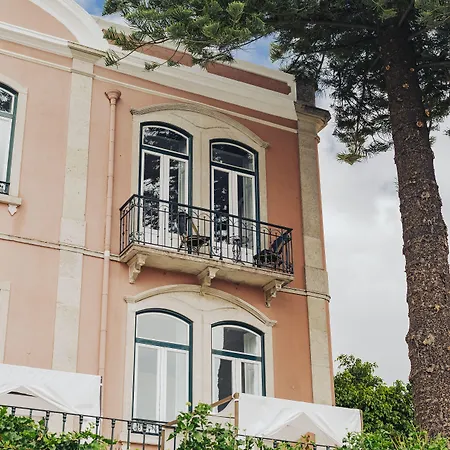 Torel Palace בית הארחה