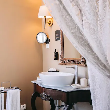 Torel Palace Gasthuis