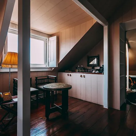 Torel Palace 招待所 5*