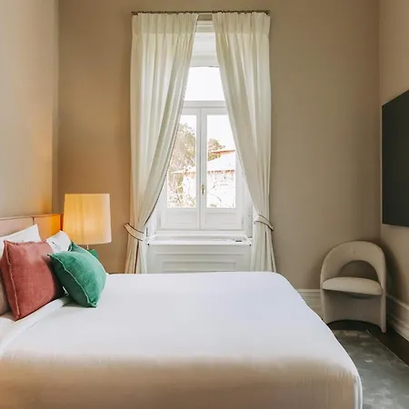 בית הארחה Torel Palace 5*