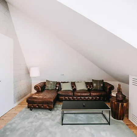 招待所 Torel Palace